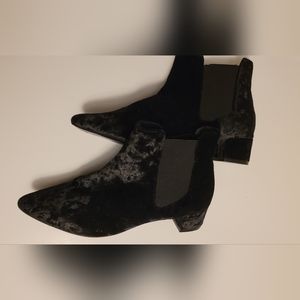 EUC/ TOPSHOP VELVET BOOTIES